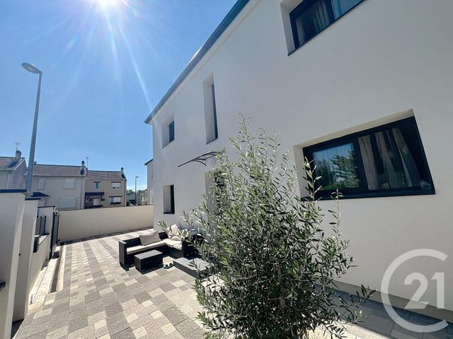 Afficher la photo en grand Maison à vendre - 5 pièces - 168 m2 - Cormontreuil - 51 - CHAMPAGNE-ARDENNE