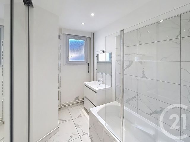 Appartement T5 &agrave; louer - 4 pi&egrave;ces - 106 m2 - Reims - 51 - CHAMPAGNE-ARDENNE