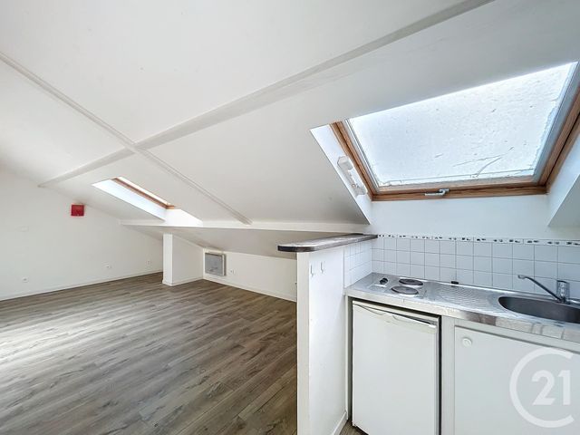 Appartement Studio &agrave; louer - 1 pi&egrave;ce - 14,87 m2 - Reims - 51 - CHAMPAGNE-ARDENNE