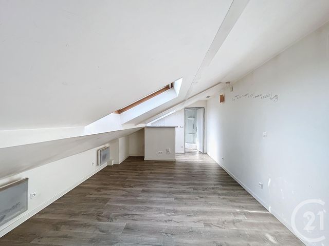 Appartement Studio &agrave; louer - 1 pi&egrave;ce - 14,87 m2 - Reims - 51 - CHAMPAGNE-ARDENNE