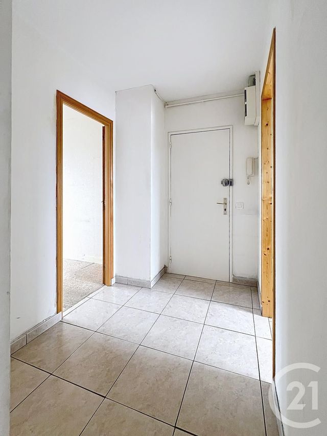 Appartement T4 à vendre - 4 pièces - 76,48 m2 - Reims - 51 - CHAMPAGNE-ARDENNE