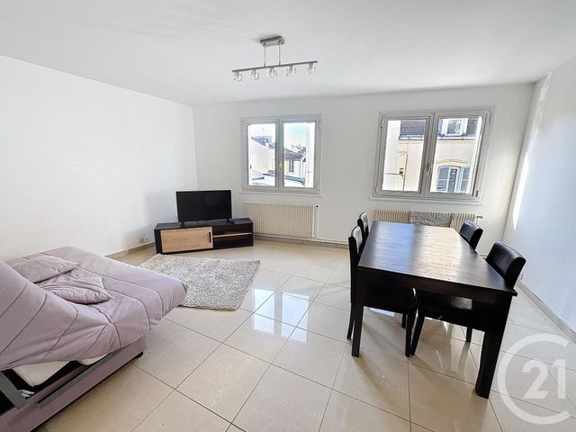 Appartement F4 à louer - 4 pièces - 90,90 m2 - Reims - 51 - CHAMPAGNE-ARDENNE