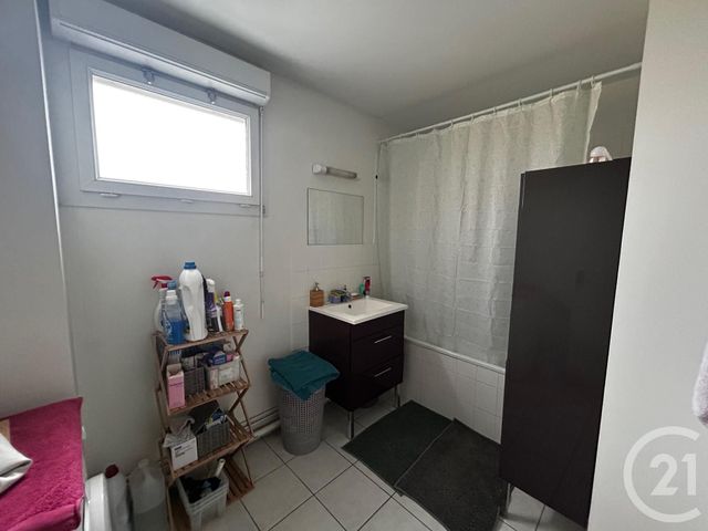 Appartement T3 à louer - 3 pièces - 84 m2 - Betheny - 51 - CHAMPAGNE-ARDENNE