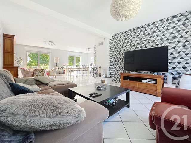 Maison à vendre - 7 pièces - 210,50 m2 - Bezannes - 51 - CHAMPAGNE-ARDENNE