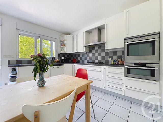 Maison à vendre - 7 pièces - 210,50 m2 - Bezannes - 51 - CHAMPAGNE-ARDENNE