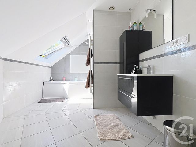 Maison à vendre - 7 pièces - 210,50 m2 - Bezannes - 51 - CHAMPAGNE-ARDENNE