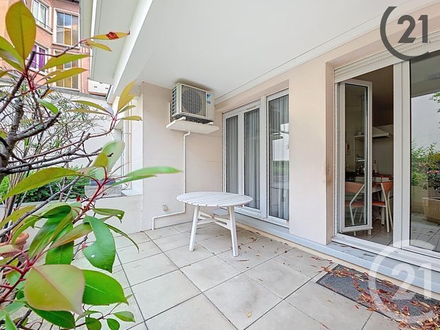 Afficher la photo en grand Appartement F5 à vendre - 5 pièces - 110,56 m2 - Reims - 51 - CHAMPAGNE-ARDENNE