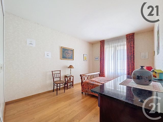 Afficher la photo en grand Appartement F5 à vendre - 5 pièces - 110,56 m2 - Reims - 51 - CHAMPAGNE-ARDENNE