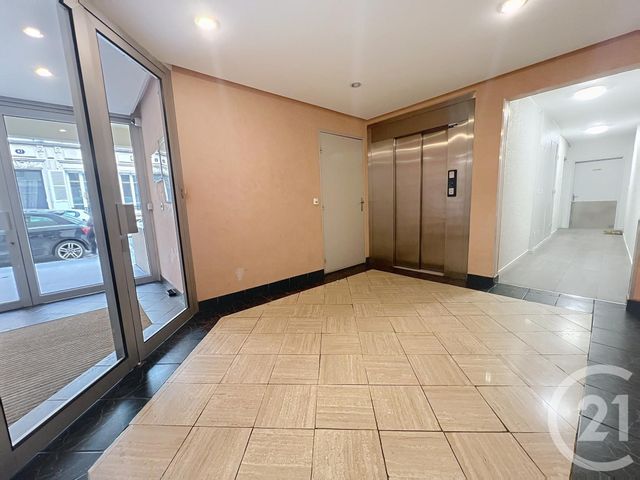 Appartement à vendre - 3 pièces - 70,55 m2 - Reims - 51 - CHAMPAGNE-ARDENNE