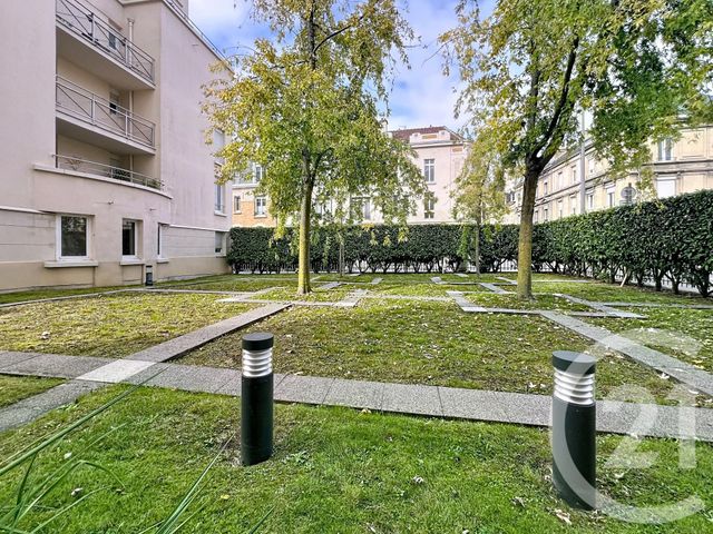 Appartement à vendre - 3 pièces - 70,55 m2 - Reims - 51 - CHAMPAGNE-ARDENNE