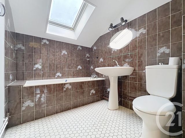 Afficher la photo en grand Maison à vendre - 6 pièces - 107,71 m2 - Reims - 51 - CHAMPAGNE-ARDENNE