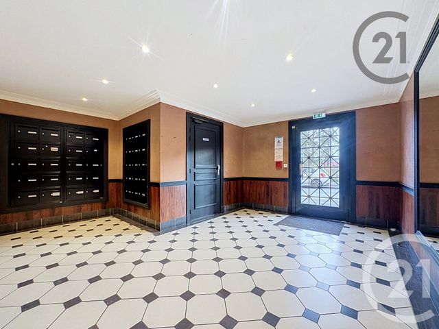 Appartement F1 &agrave; vendre - 1 pi&egrave;ce - 29,65 m2 - Reims - 51 - CHAMPAGNE-ARDENNE