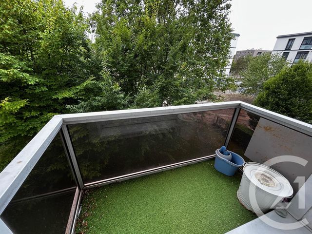 Afficher la photo en grand Appartement F3 à louer - 3 pièces - 59,65 m2 - Reims - 51 - CHAMPAGNE-ARDENNE