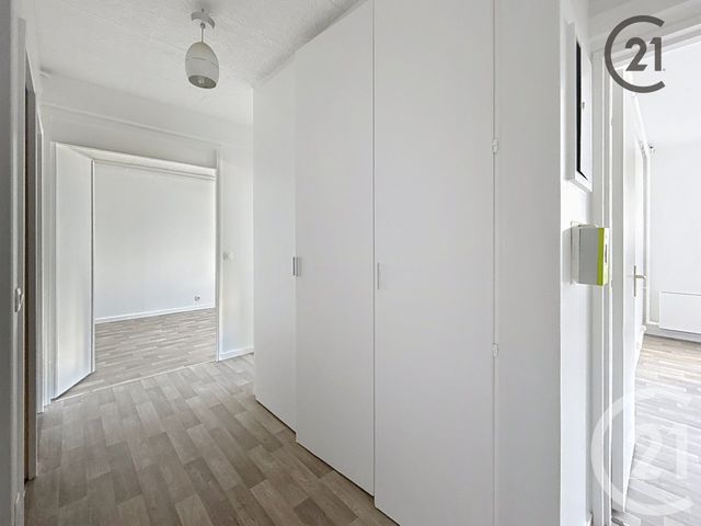 Afficher la photo en grand Appartement T2 à vendre - 2 pièces - 59,54 m2 - Reims - 51 - CHAMPAGNE-ARDENNE