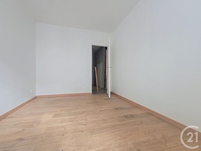 Appartement F4 à vendre - 4 pièces - 74 m2 - Chalons En Champagne - 51 - CHAMPAGNE-ARDENNE
