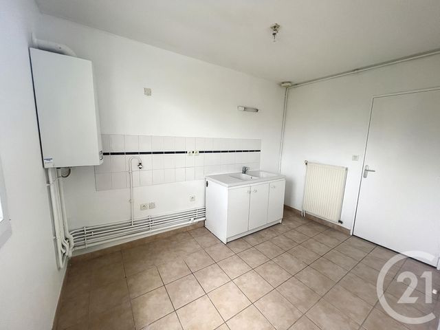 Appartement F3 à louer - 3 pièces - 77,83 m2 - Betheny - 51 - CHAMPAGNE-ARDENNE