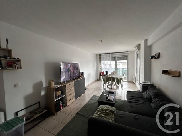 Appartement F4 &agrave; louer - 4 pi&egrave;ces - 88,30 m2 - Reims - 51 - CHAMPAGNE-ARDENNE