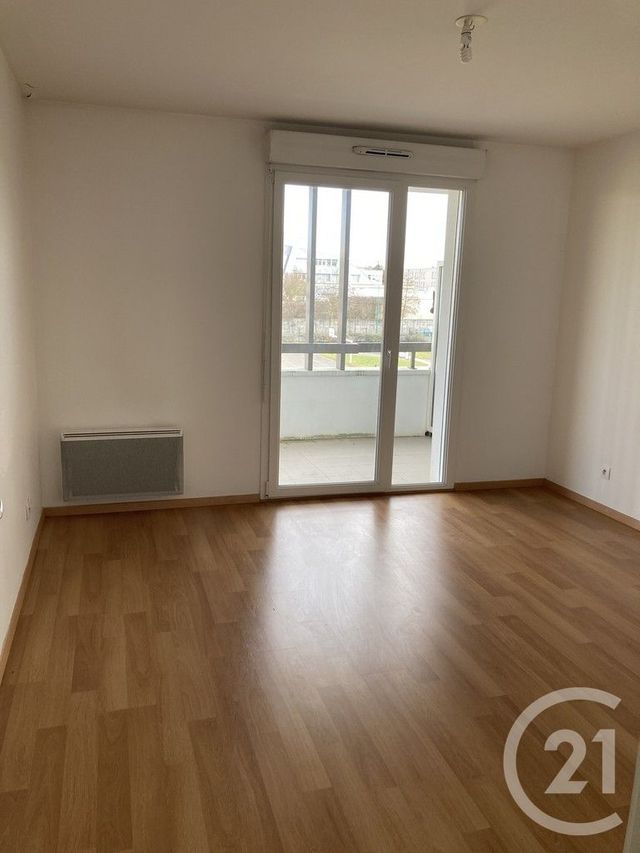 Afficher la photo en grand Appartement F3 à louer - 3 pièces - 59,52 m2 - Reims - 51 - CHAMPAGNE-ARDENNE