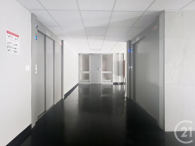 Appartement T2 à vendre - 2 pièces - 52,41 m2 - Tinqueux - 51 - CHAMPAGNE-ARDENNE