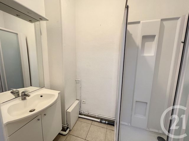 Afficher la photo en grand Appartement F2 à louer - 3 pièces - 64 m2 - Reims - 51 - CHAMPAGNE-ARDENNE