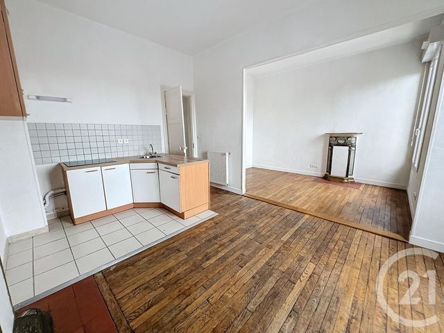 Afficher la photo en grand Appartement F2 à louer - 3 pièces - 57 m2 - Reims - 51 - CHAMPAGNE-ARDENNE