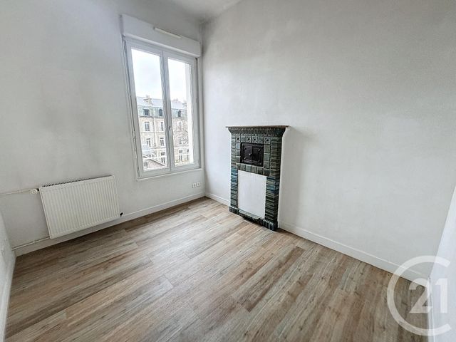 Afficher la photo en grand Appartement F2 à louer - 3 pièces - 57 m2 - Reims - 51 - CHAMPAGNE-ARDENNE