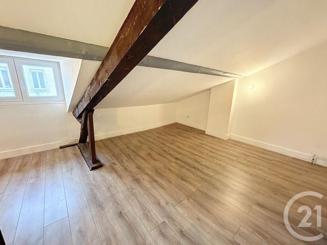 Appartement F2 à louer - 2 pièces - 62,70 m2 - Reims - 51 - CHAMPAGNE-ARDENNE