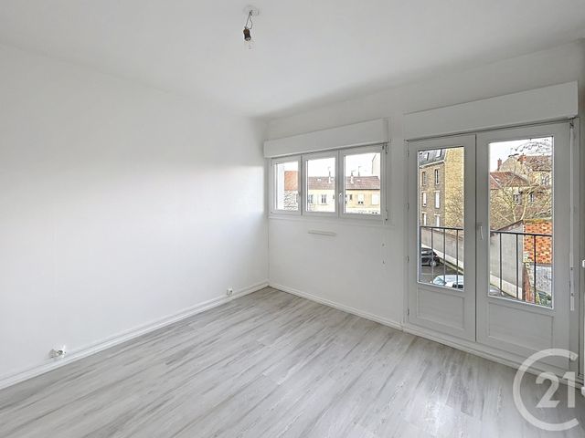 Appartement T2 à louer - 2 pièces - 48 m2 - Reims - 51 - CHAMPAGNE-ARDENNE