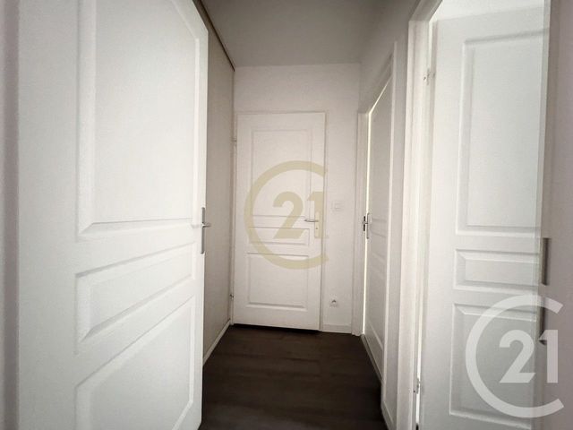 Appartement T3 à louer - 3 pièces - 66,56 m2 - Reims - 51 - CHAMPAGNE-ARDENNE