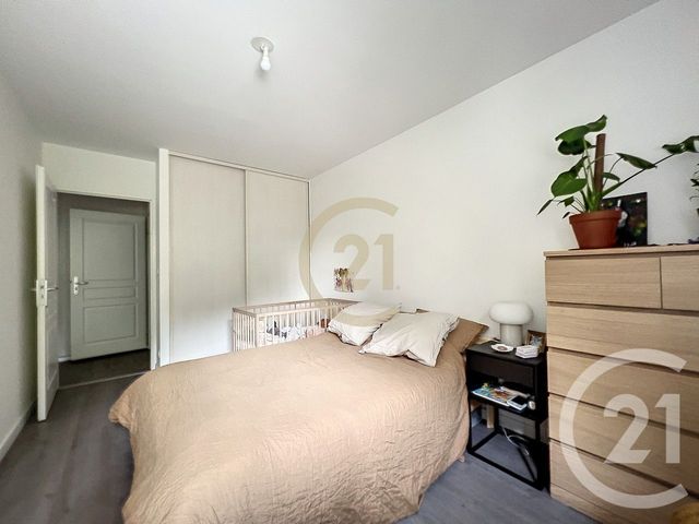 Appartement T3 à louer - 3 pièces - 66,56 m2 - Reims - 51 - CHAMPAGNE-ARDENNE