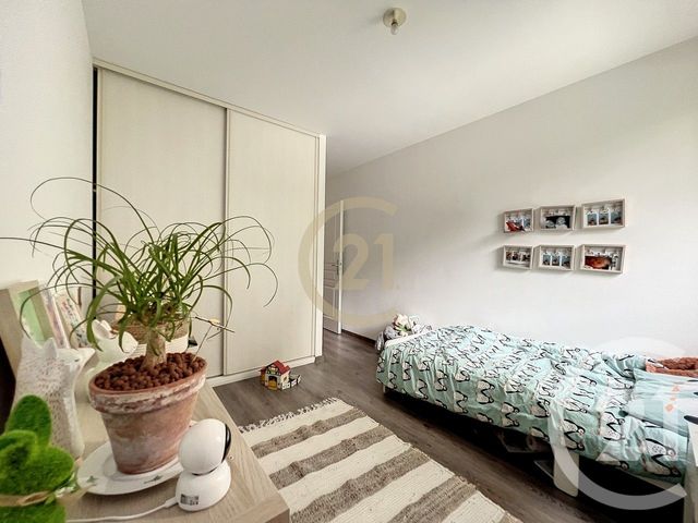 Appartement T3 à louer - 3 pièces - 66,56 m2 - Reims - 51 - CHAMPAGNE-ARDENNE