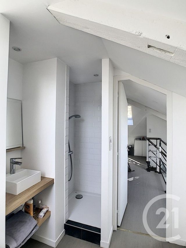 Appartement T3 à louer - 3 pièces - 69 m2 - Reims - 51 - CHAMPAGNE-ARDENNE