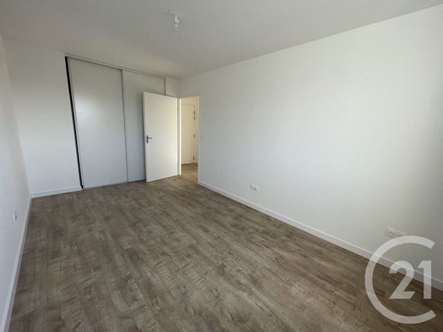 Appartement T3 à louer - 3 pièces - 66,60 m2 - Reims - 51 - CHAMPAGNE-ARDENNE