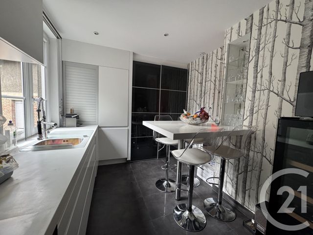 Appartement F5 à louer - 5 pièces - 124,14 m2 - Reims - 51 - CHAMPAGNE-ARDENNE