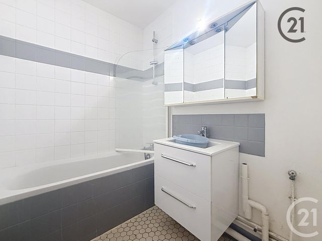 Appartement F3 &agrave; vendre - 3 pi&egrave;ces - 62,45 m2 - Reims - 51 - CHAMPAGNE-ARDENNE