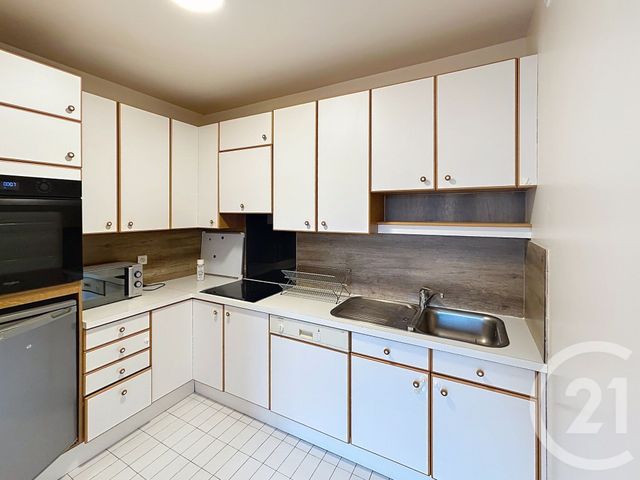 Appartement T2 &agrave; louer - 2 pi&egrave;ces - 47 m2 - Reims - 51 - CHAMPAGNE-ARDENNE