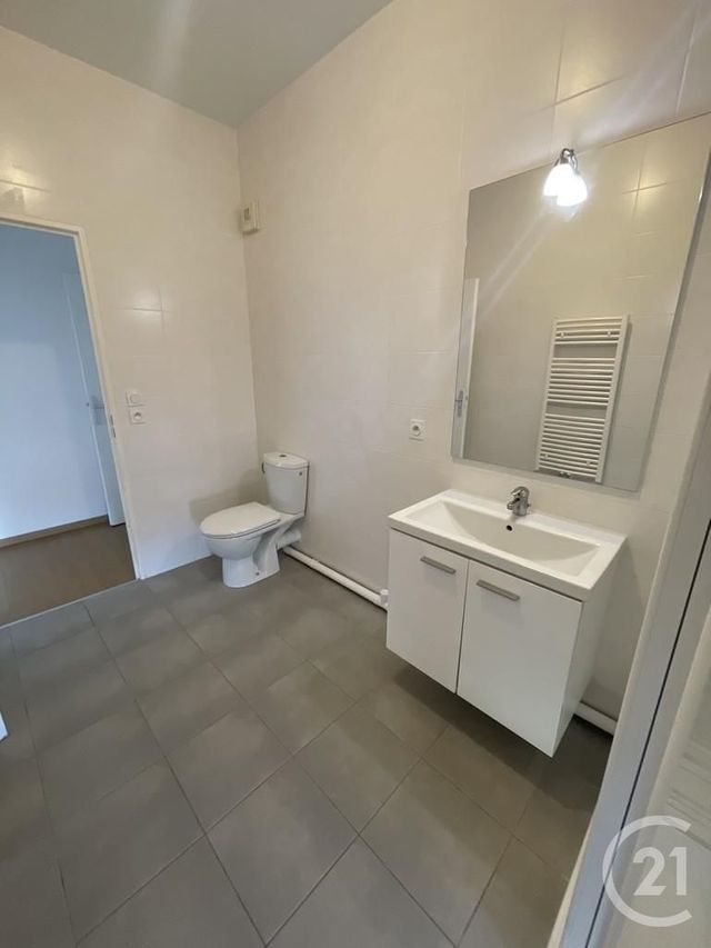 Appartement F2 &agrave; louer - 2 pi&egrave;ces - 47,30 m2 - Reims - 51 - CHAMPAGNE-ARDENNE