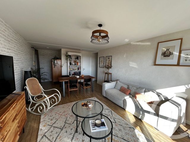 Appartement T3 &agrave; louer - 3 pi&egrave;ces - 76 m2 - Reims - 51 - CHAMPAGNE-ARDENNE