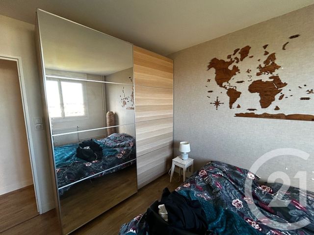 Appartement T3 &agrave; louer - 3 pi&egrave;ces - 76 m2 - Reims - 51 - CHAMPAGNE-ARDENNE