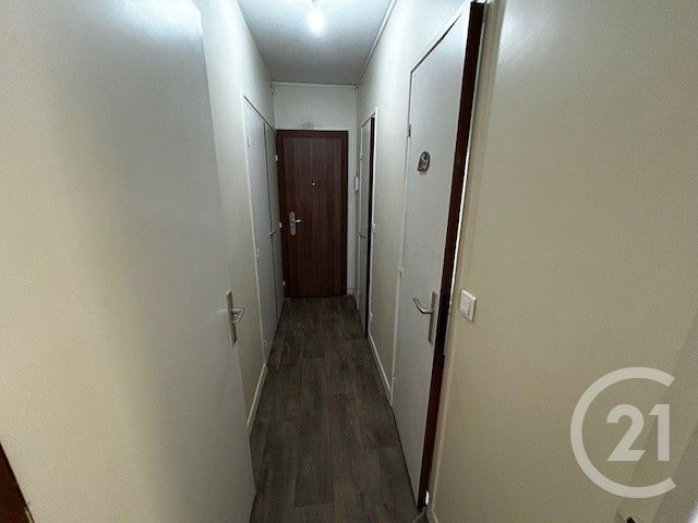 Appartement Studio &agrave; louer - 1 pi&egrave;ce - 21 m2 - Reims - 51 - CHAMPAGNE-ARDENNE