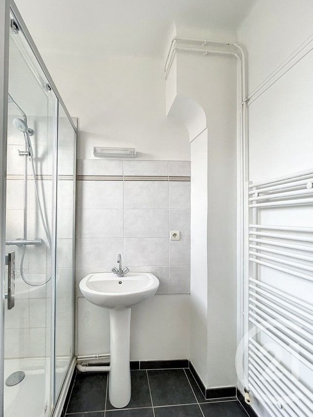 Appartement T3 &agrave; louer - 3 pi&egrave;ces - 57,40 m2 - Reims - 51 - CHAMPAGNE-ARDENNE