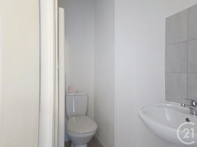 Appartement F1 bis &agrave; vendre - 2 pi&egrave;ces - 42,80 m2 - Sedan - 08 - CHAMPAGNE-ARDENNE