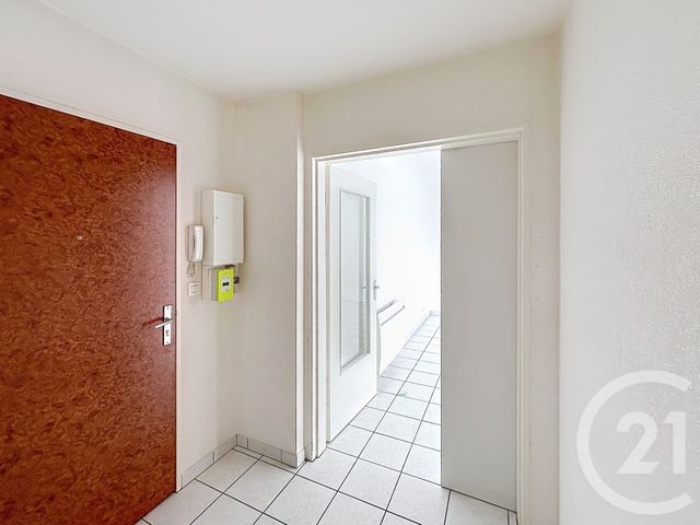 Appartement F2 &agrave; louer - 2 pi&egrave;ces - 55,20 m2 - Reims - 51 - CHAMPAGNE-ARDENNE