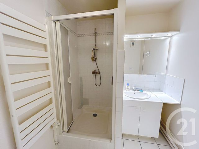 Appartement F2 &agrave; louer - 2 pi&egrave;ces - 55,20 m2 - Reims - 51 - CHAMPAGNE-ARDENNE