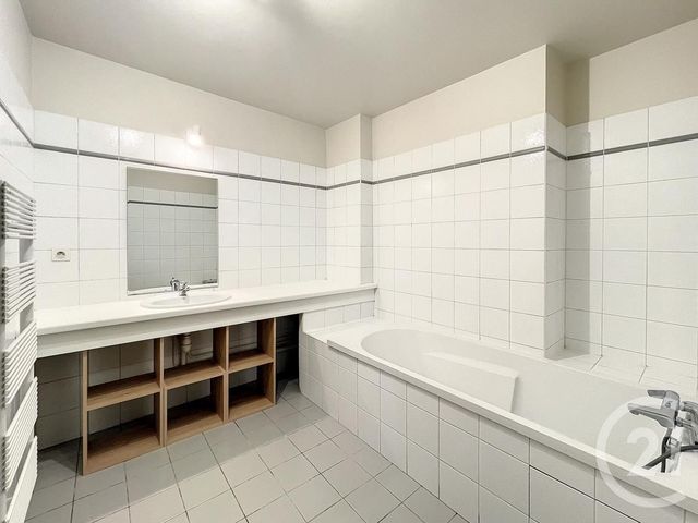 Appartement F5 &agrave; louer - 5 pi&egrave;ces - 129,20 m2 - Reims - 51 - CHAMPAGNE-ARDENNE