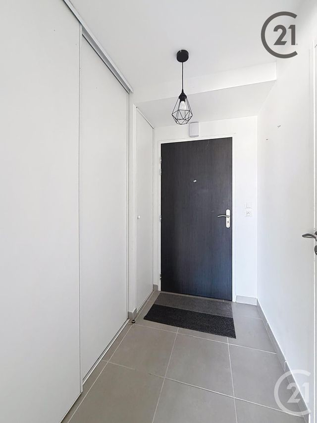 Appartement F2 &agrave; louer - 2 pi&egrave;ces - 49,96 m2 - Tinqueux - 51 - CHAMPAGNE-ARDENNE