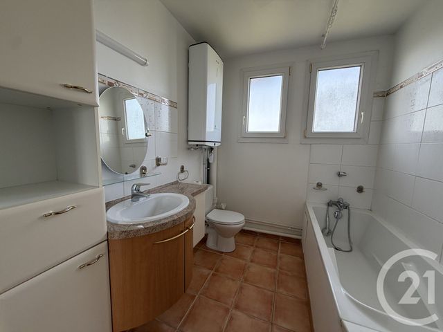 Appartement F3 &agrave; louer - 3 pi&egrave;ces - 64 m2 - Reims - 51 - CHAMPAGNE-ARDENNE