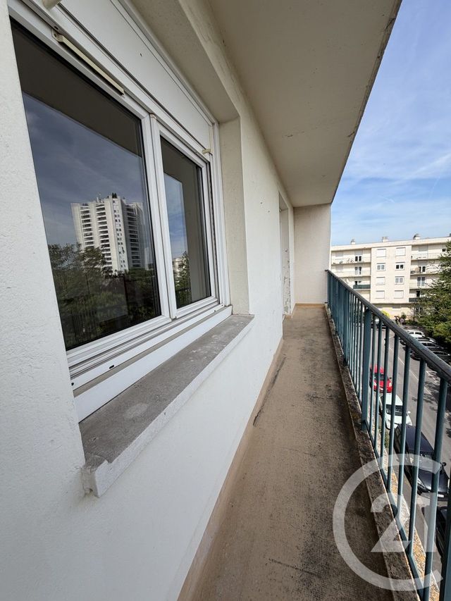 Appartement F3 &agrave; louer - 3 pi&egrave;ces - 64 m2 - Reims - 51 - CHAMPAGNE-ARDENNE