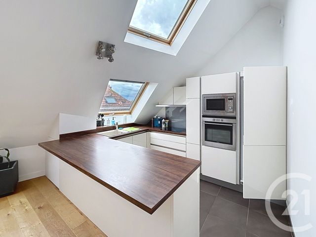 Appartement T2 &agrave; louer - 2 pi&egrave;ces - 55,56 m2 - Reims - 51 - CHAMPAGNE-ARDENNE