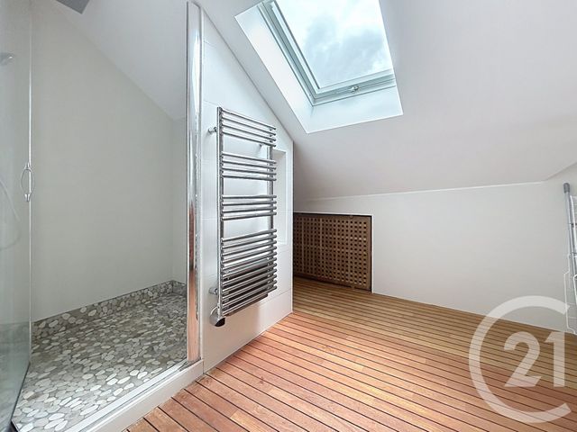 Appartement T2 &agrave; louer - 2 pi&egrave;ces - 55,56 m2 - Reims - 51 - CHAMPAGNE-ARDENNE